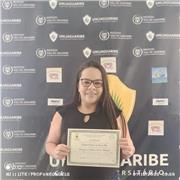 Meu nome é Neângela Ponciano e sou uma pedagoga apaixonada pelo ensino dos anos iniciais. Desde criança, sempre soube que queria trabalhar com educação. Acredito que os primeiros anos de vida são fundamentais no desenvolvimento das crianças, e é nessa fas